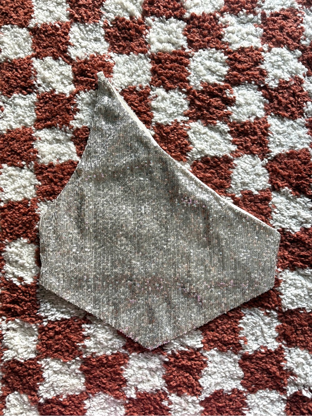 Dizzy Lizzy Sparkling One-Shoulder Silver Sequin Crop Top